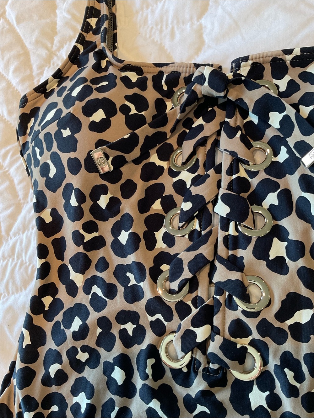 Michael Kors Gold Grommet Lace Up Swimsuit with BONUS sheer cover up wrap  ! 🖤